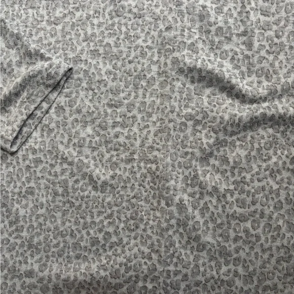 Banana Republic Gray Cowl Neck Sweater - Picture 3 of 4